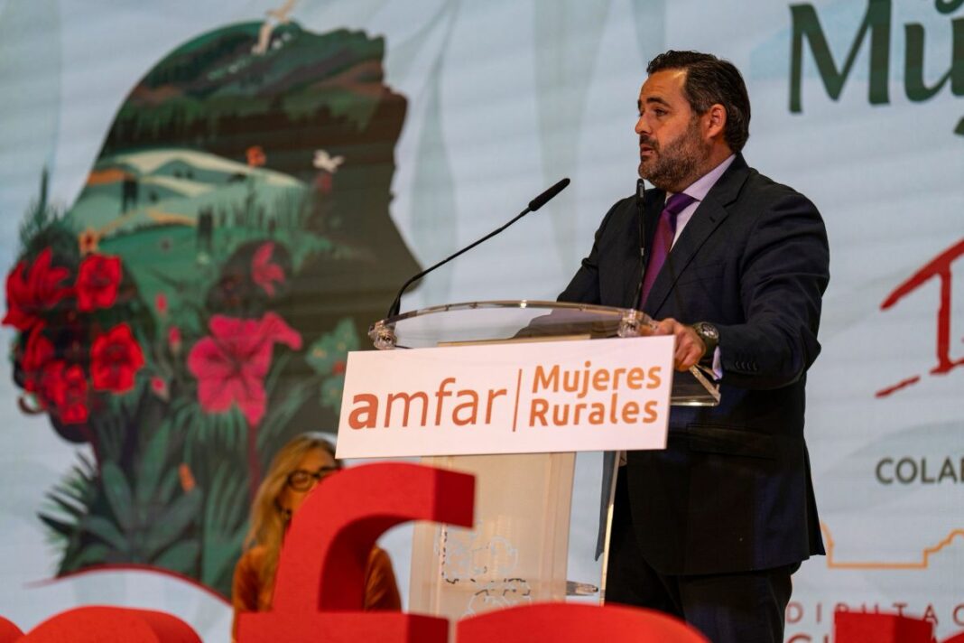 NÚÑEZ AMFAR (2) Paco Núñez