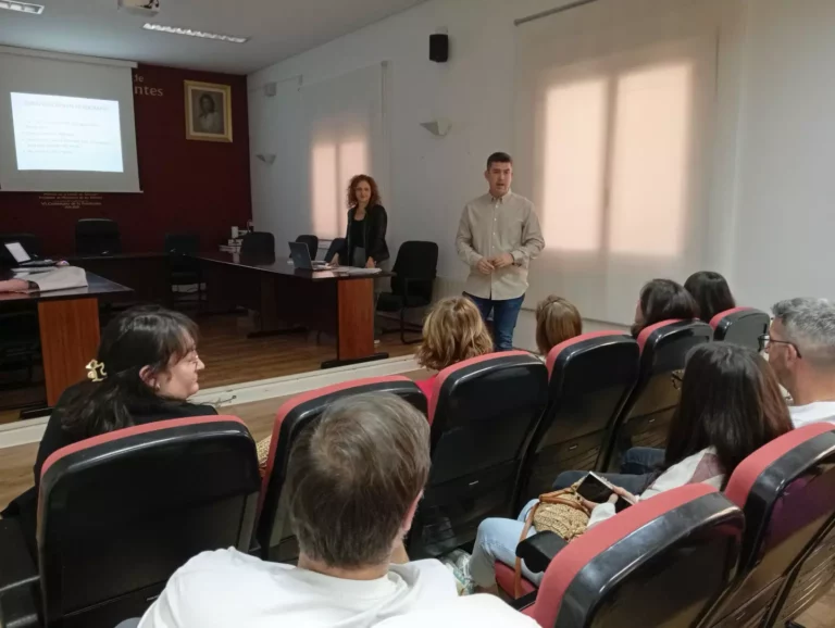 La Cámara de Comercio de Ciudad Real imparte un Taller de fotografía con el móvil dentro del Programa Reto Comarcas