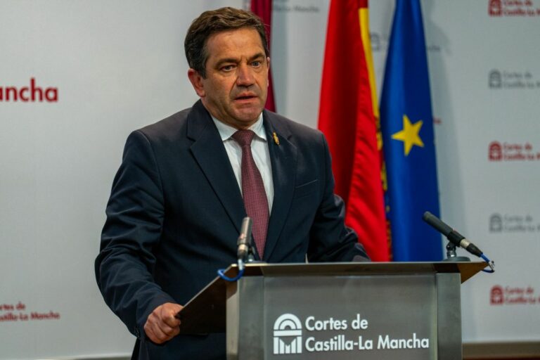 Valverde asegura que Page «vive en una autocomplacencia que nada tiene que ver con la realidad de Castilla-La Mancha»