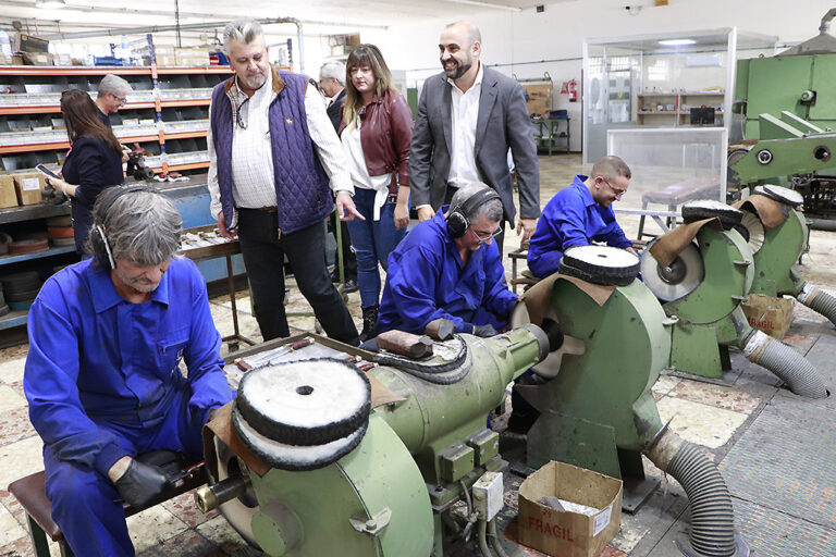Manufacturas Muela, una referencia mundial de la cuchillería en Argamasilla de Calatrava
