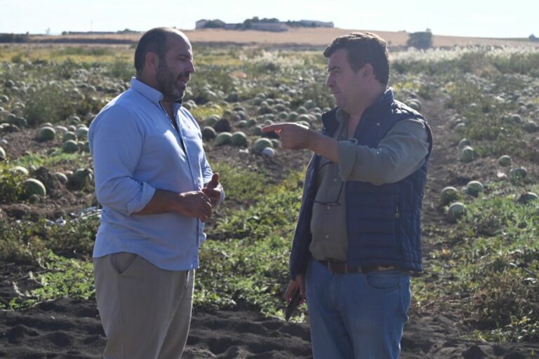 Vox denuncia la «traición» de PP y PSOE al campo español en plena crisis de los agricultores