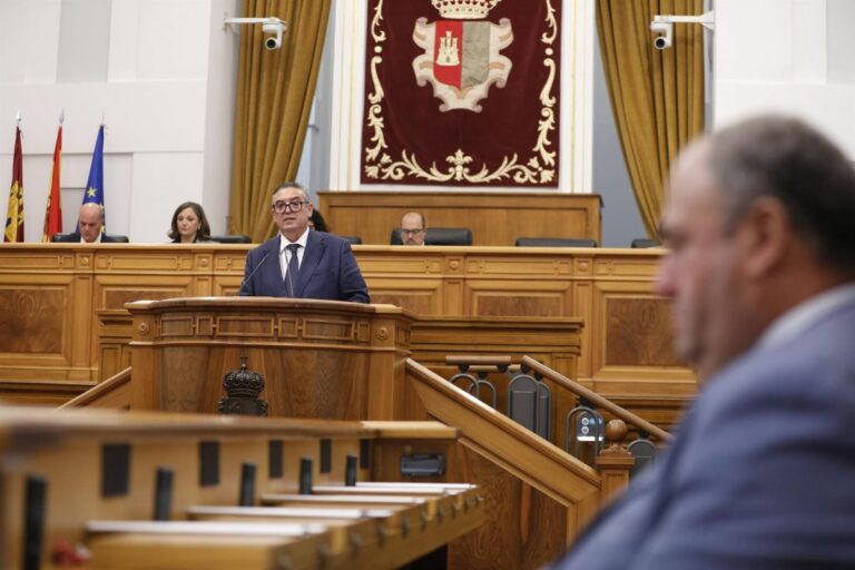 El PSOE rechaza en Cortes la comisión sobre el sector del vino propuesta por el PP y cree que «no es necesaria»