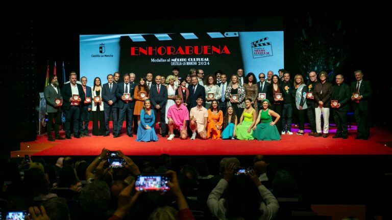 El presidente de Castilla-La Mancha, Emiliano García-Page, considera que “lo importante de la cultura es que ampara la libertad”