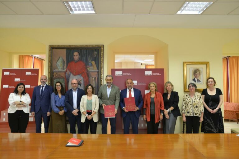 Gobierno regional y UCLM renuevan su convenio de colaboración potenciando la investigación sanitaria que se realiza en Castilla-La Mancha