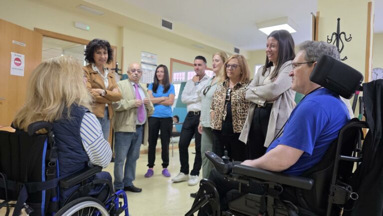 El Gobierno de Castilla-La Mancha financia con más de 210.000 euros al año a las entidades que dan servicio a personas con esclerosis múltiple