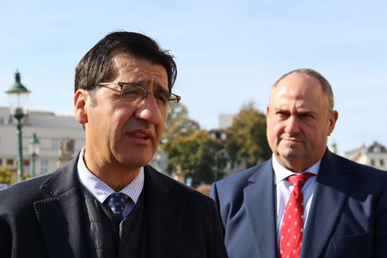 El Gobierno regional advierte de que la futura PAC pone en peligro las ayudas al sector del vino y defiende que se mantengan como están