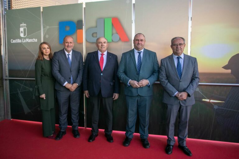 El Gobierno regional destaca que la nueva Plataforma Agroalimentaria en Red PIDA dará transparencia al sector y pondrá coto a la especulación