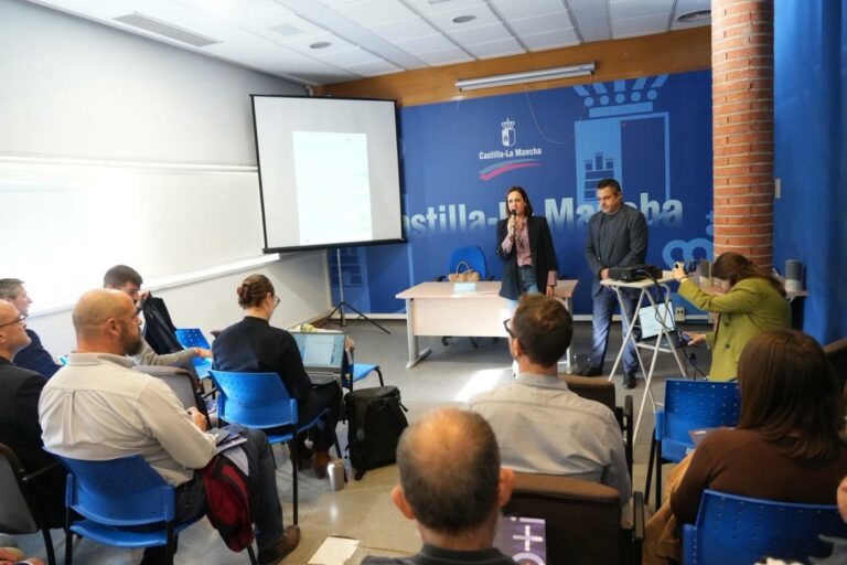 El Gobierno regional participa en unas jornadas para abordar la situación del sector de la construcción y la búsqueda de un modelo innovador y sostenible 