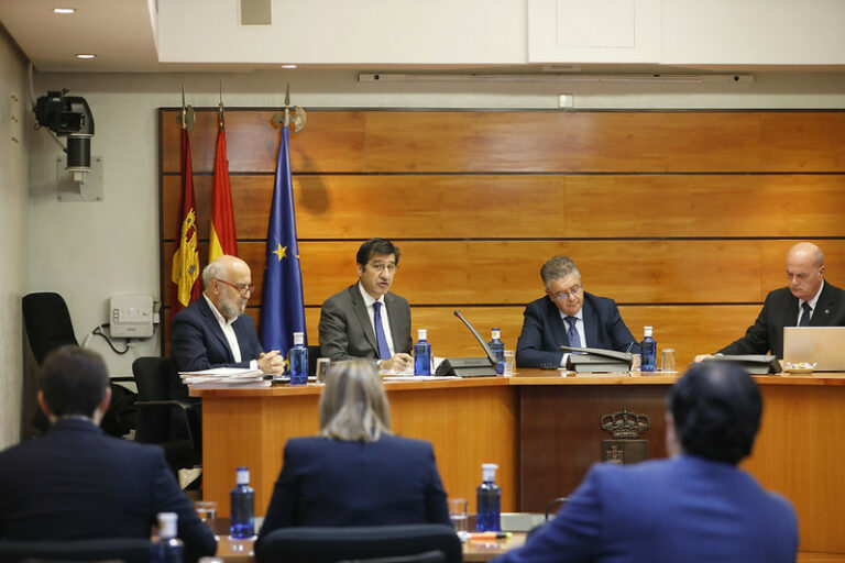 El Gobierno de Castilla-La Mancha destinará 5,8 millones de euros al día para luchar contra la despoblación a lo largo del 2026