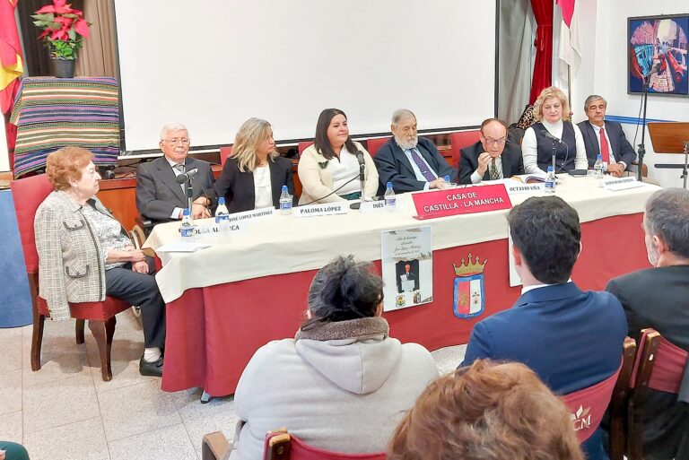 Inés Losa participa en el homenaje a José López Martínez, “puente de raíces y letras entre Tomelloso y Madrid”