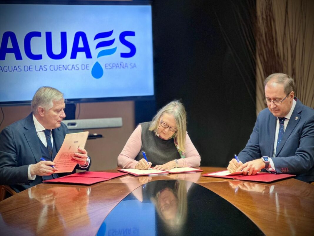 Aguas de las Cuencas de España (ACUAES)