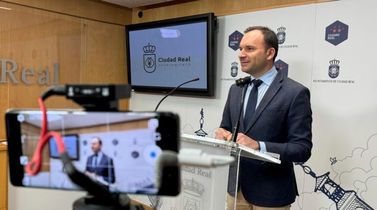 El Ayuntamiento de Ciudad Real aprueba 20.000 euros de subvención para la Asociación de Familiares de Enfermos de Alzheimer