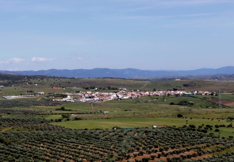 La alcaldesa de Cabezarrubias del Puerto reclama una solución urgente ante los problemas de cobertura móvil e internet en el municipio