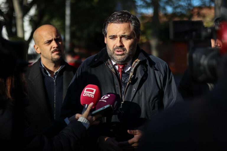 Núñez reivindica las políticas que importan a los autónomos y al pequeño comercio y pide a Page que “de una vez escuche a quienes sostienen la economía de Castilla-La Mancha”