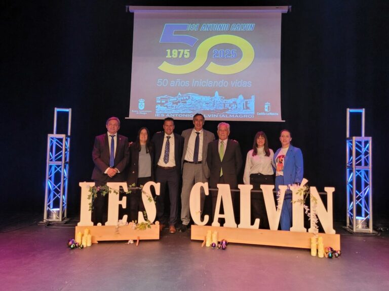 El Gobierno de Castilla-La Mancha felicita al IES ‘Antonio Calvín’ por su  compromiso con la formación de generaciones de jóvenes de Almagro