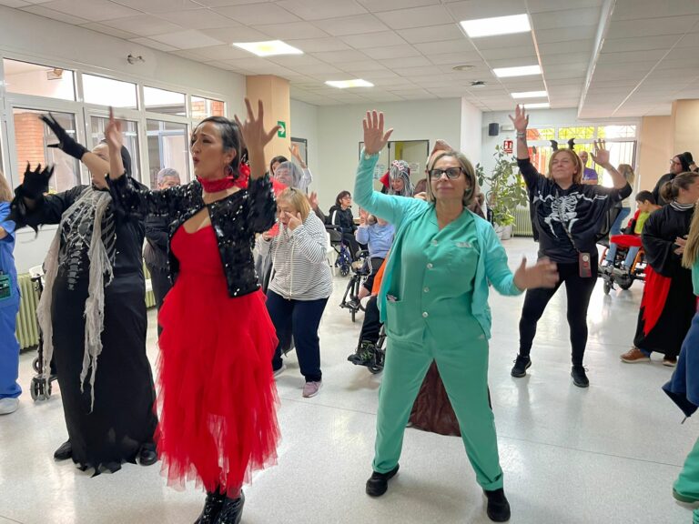 Gran fiesta de Halloween en la residencia de mayores «Pocitas del Prior» de Puertollano