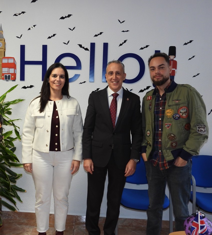 Academia de Inglés 1st Avenue