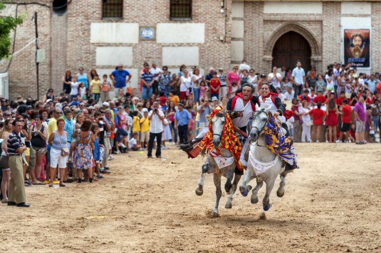 El Gobierno de Castilla-La Mancha declara Fiesta de Interés Turístico Regional la celebración de los ‘Caballos enjaezados’ de El Carpio de Tajo