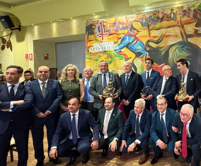 La Diputación de Ciudad Real recibe en Almodóvar del Campo el Premio Memorial Reina Rincón por su apoyo a la tauromaquia y a la Fiesta