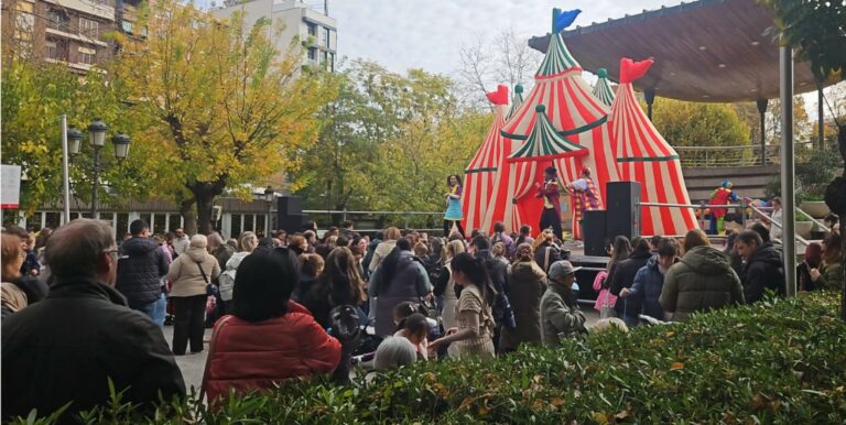 Puertollano: La magia del circo invade el Paseo para conmemorar el Día de los Derechos de la Infancia