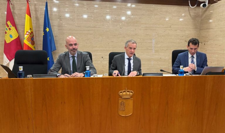 El Servicio de Salud de Castilla-La Mancha incorporará en 2026 la figura del director de seguridad, pionera en el Sistema Nacional de Salud