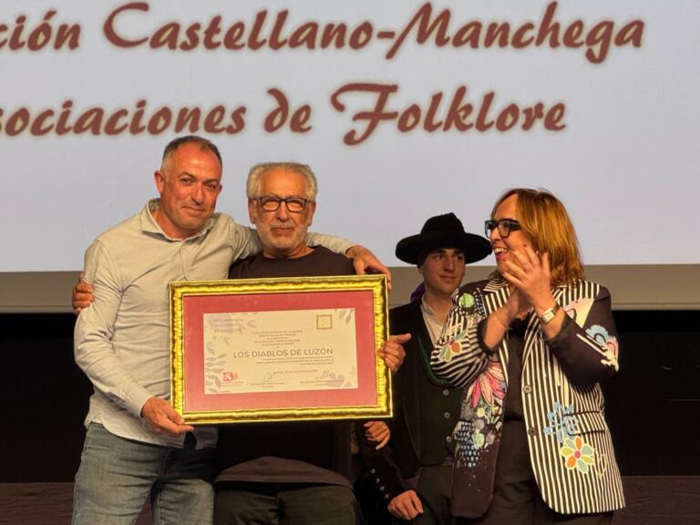 El Gobierno regional firmará el 27 de noviembre un convenio para financiar las actividades de la federación de folclore a lo largo del año 