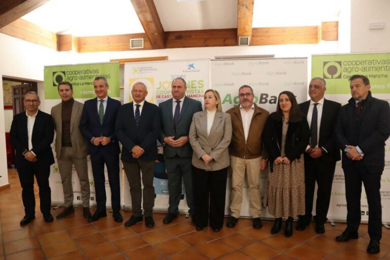 El Gobierno regional está elaborando un Plan Estratégico de Relevo Generacional Cooperativo para que las cooperativas sigan siendo motor de desarrollo