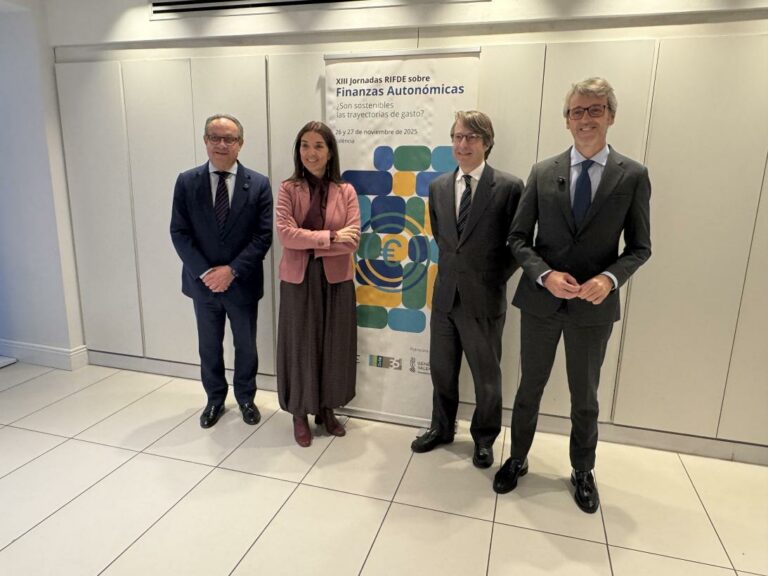 El Gobierno regional propone adaptar la regla de gasto a los servicios públicos que se prestan y pide una financiación autonómica que garantice la igualdad