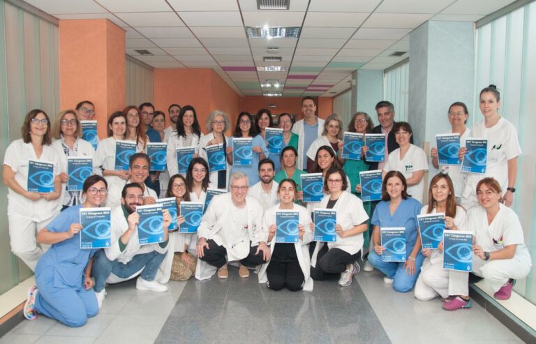 El Servicio de Oftalmología de Alcázar vuelve a destacar en el Congreso Nacional de la Sociedad Española de Oftalmología con un primer premio y el encargo de organizar una mesa en 2026