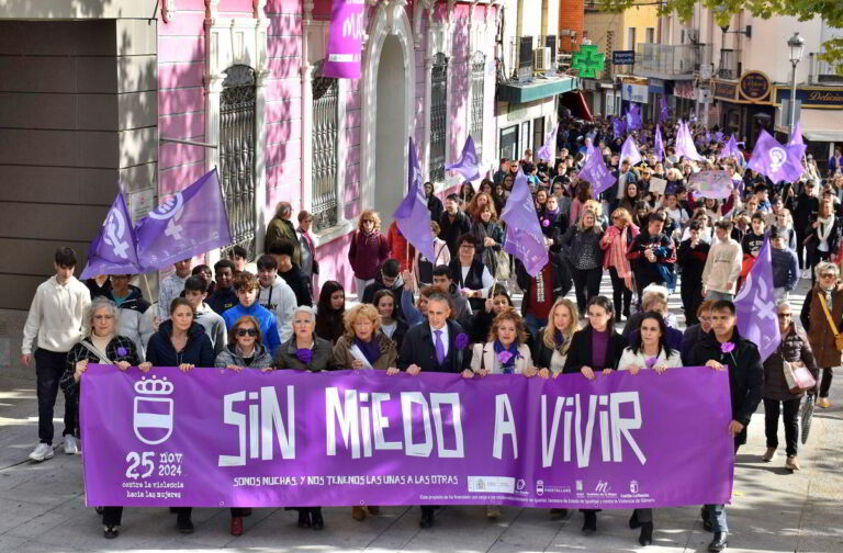 Una marcha de paraguas morados frente a la violencia de género recorrerá el centro de Puertollano
