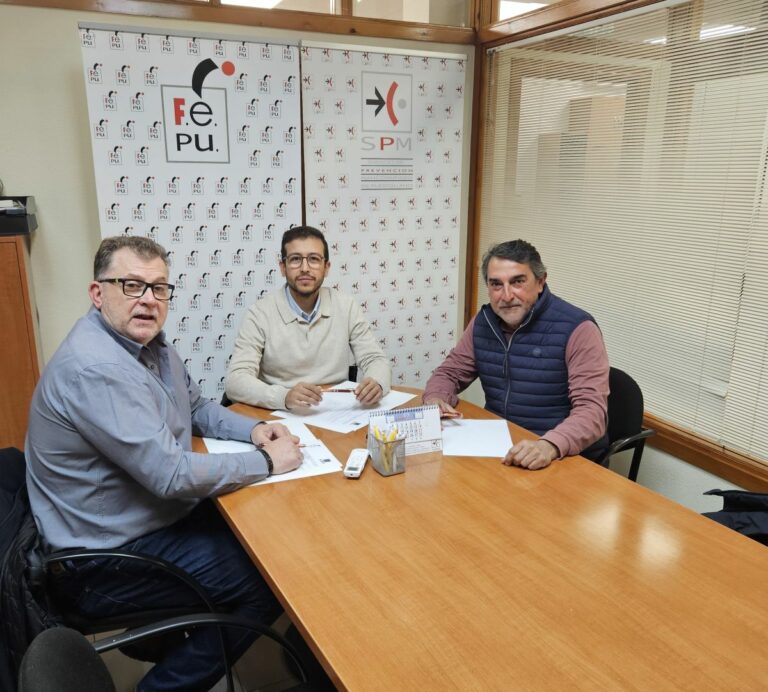 FEPU y ADEPU firman un convenio para impulsar conjuntamente el desarrollo empresarial y deportivo de Puertollano