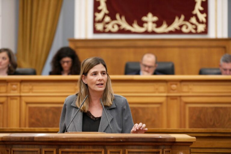 Basta ya de mentiras: ¿qué más tiene que pasar en España para que Page deje de sostener a Sánchez?