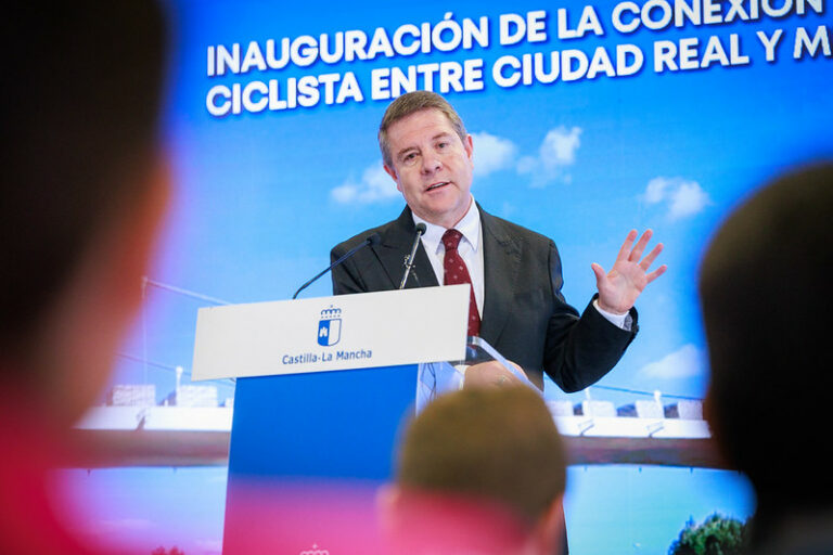 García-Page avanza la inversión de seis millones de euros para construir el Centro Tecnológico Industrial de Castilla-La Mancha en Tomelloso