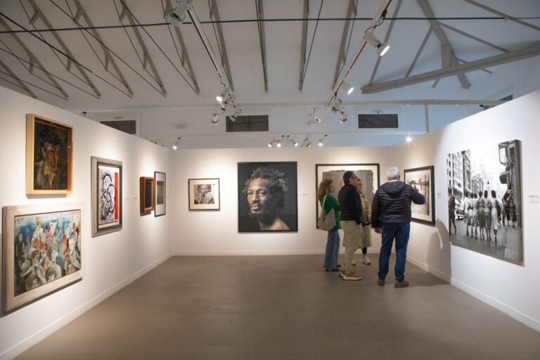 El Museo de Arte Contemporáneo de Villanueva de los Infantes prorroga la exposición El arte Re(b)velado hasta el 19 de abril