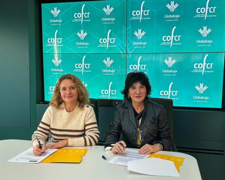 La Fundación Globalcaja y el Colegio Oficial de Farmacéuticos premian la excelencia académica y estimulan la formación postgrado