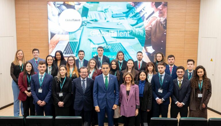 Globalcaja da la bienvenida a 23 profesionales en la 8ª edición de Globaltalent