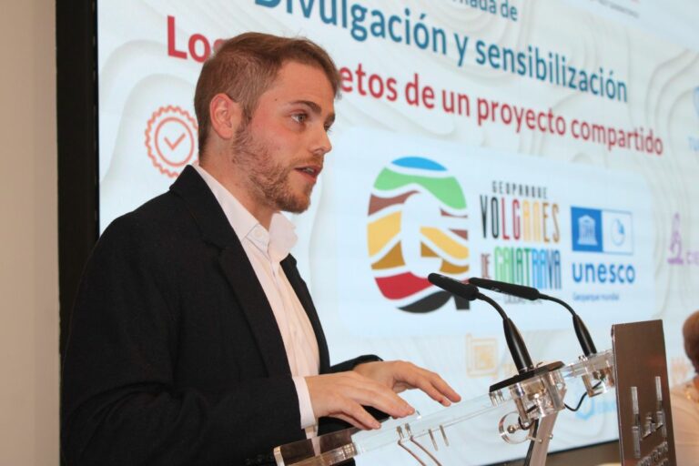 El Gobierno regional apuesta por consolidar el Campo de Calatrava como destino turístico “para que nuestros pueblos sigan llenos de vida”