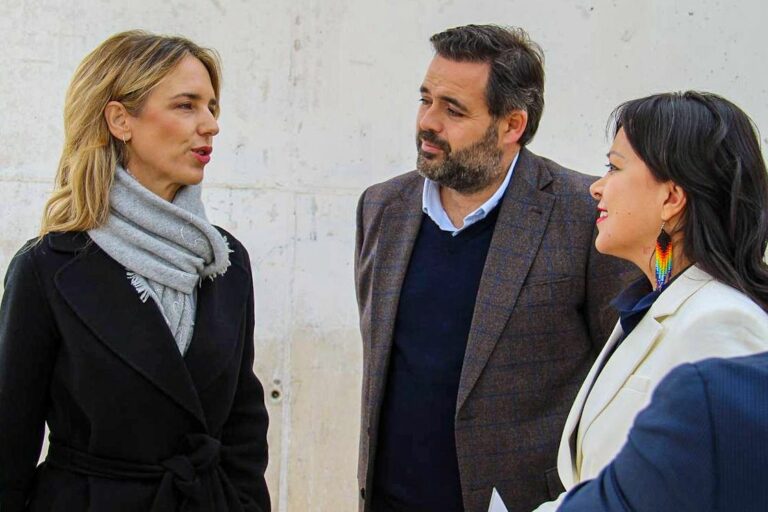 Núñez censura que la continuidad de Sánchez en el poder por culpa de Page “demuestra” una actitud del PSOE que está poniendo en riesgo la Democracia y la libertad