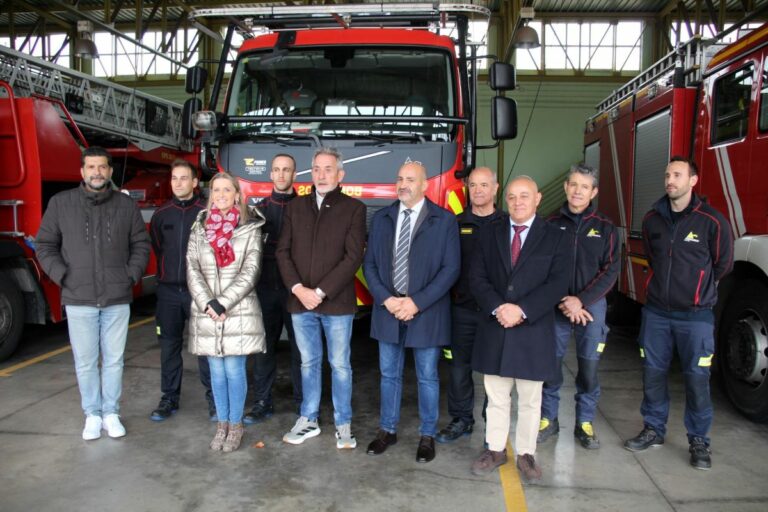 El SCIS estabiliza la plantilla del Parque de Bomberos de Valdepeñas con la incorporación de 12 nuevos efectivos