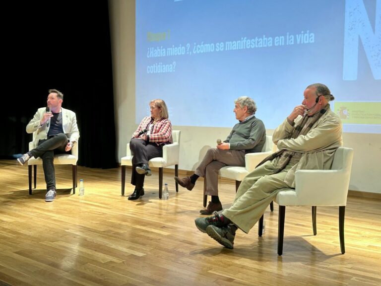 La Subdelegación del Gobierno acerca la memoria democrática a la juventud en Tomelloso