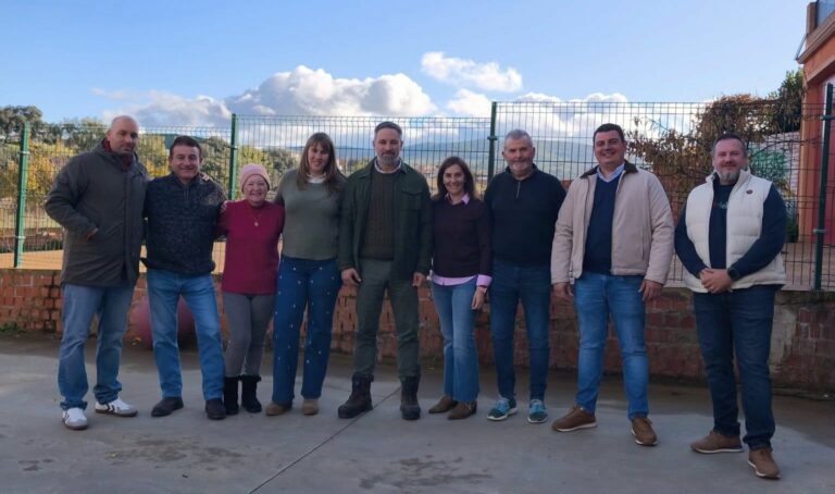 Santiago Abascal visita Puebla de Don Rodrigo