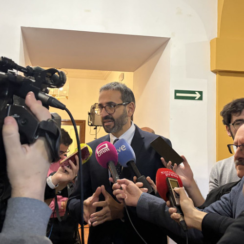 Gutiérrez reivindica el «respeto y el consenso» en política «sin insultar, sin señalar al diferente ni crispar» y pone a CLM de ejemplo