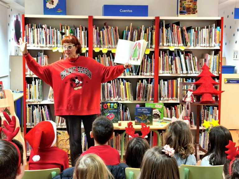 Puertollano: Títeres callejeros y cuentacuentos llenan de cultura la Navidad de los escolares