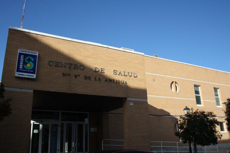 Elevan a tres las personas atendidas en el Centro de Salud de Mora por un altercado con un arma de fogueo