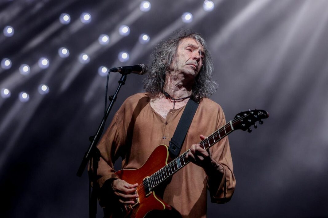 Robe Iniesta, de Extremoduro