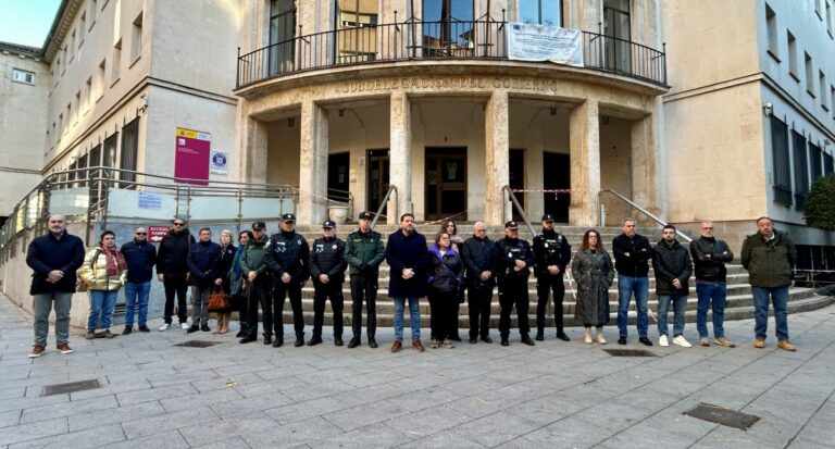 Ciudad Real guarda un minuto de silencio por los asesinatos machistas en Málaga de María Victoria y Concha