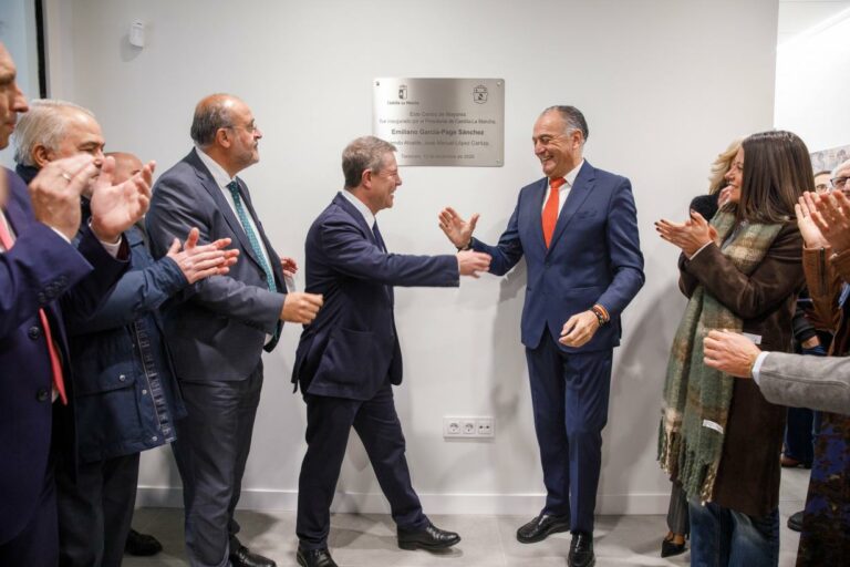 El presidente García-Page plantea la construcción de “como mínimo, veinte centros de mayores avanzados y modernos” hasta el año 2031