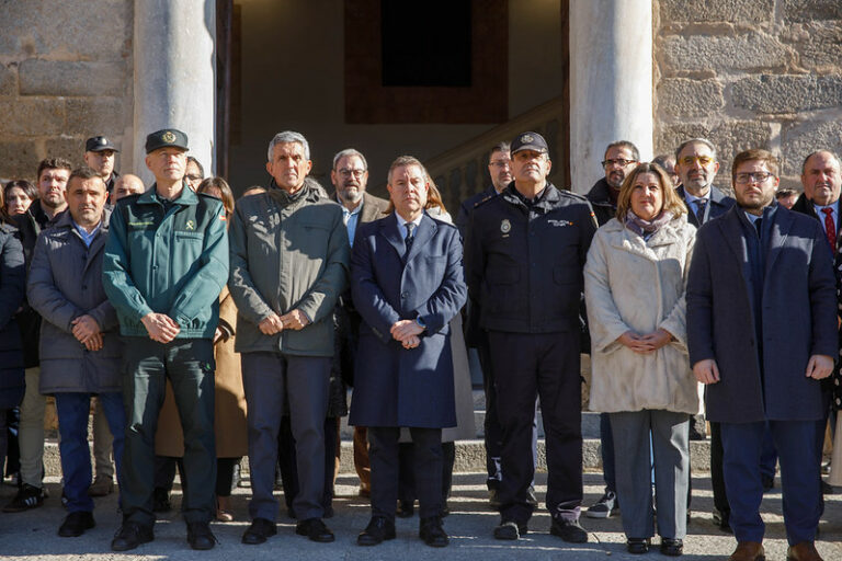 El Gobierno del presidente García-Page, en nombre de toda la sociedad castellanomanchega, traslada su pésame a los afectados por la tragedia de Adamuz