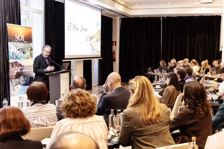 La región del Mar Jónico refuerza su posicionamiento turístico y gastronómico en el mercado español