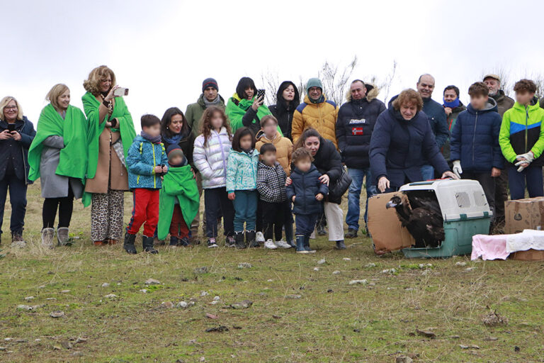El VI Festival de las Grullas reúne a más de un centenar de participantes en pleno Valle de Alcudia